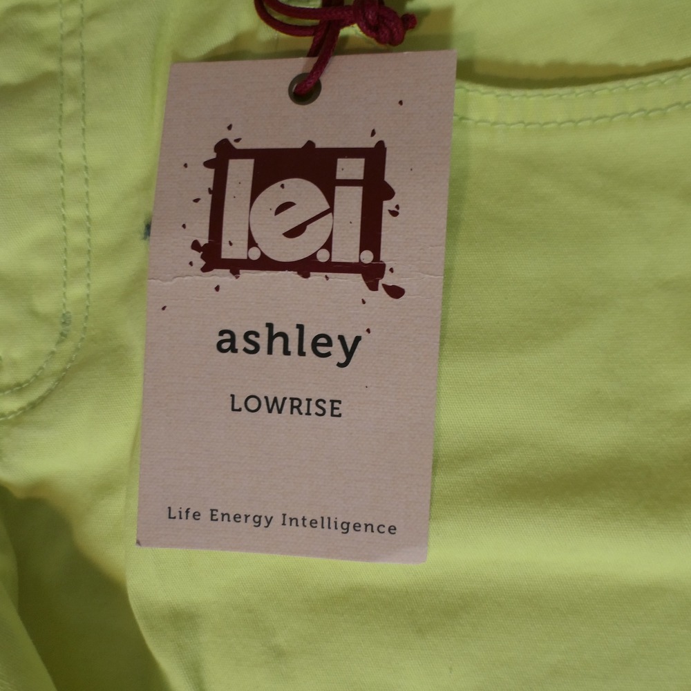 L.E.I. Women Shorts 13 Yellow Ashley Lowrise Neon Y2K Cutoff Streetwear Electric - Picture 2 of 6